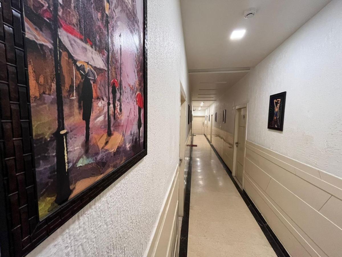 Hotel Sahib'S Red Carpet - Family & Corporate Hotel Chain Agra  Εξωτερικό φωτογραφία
