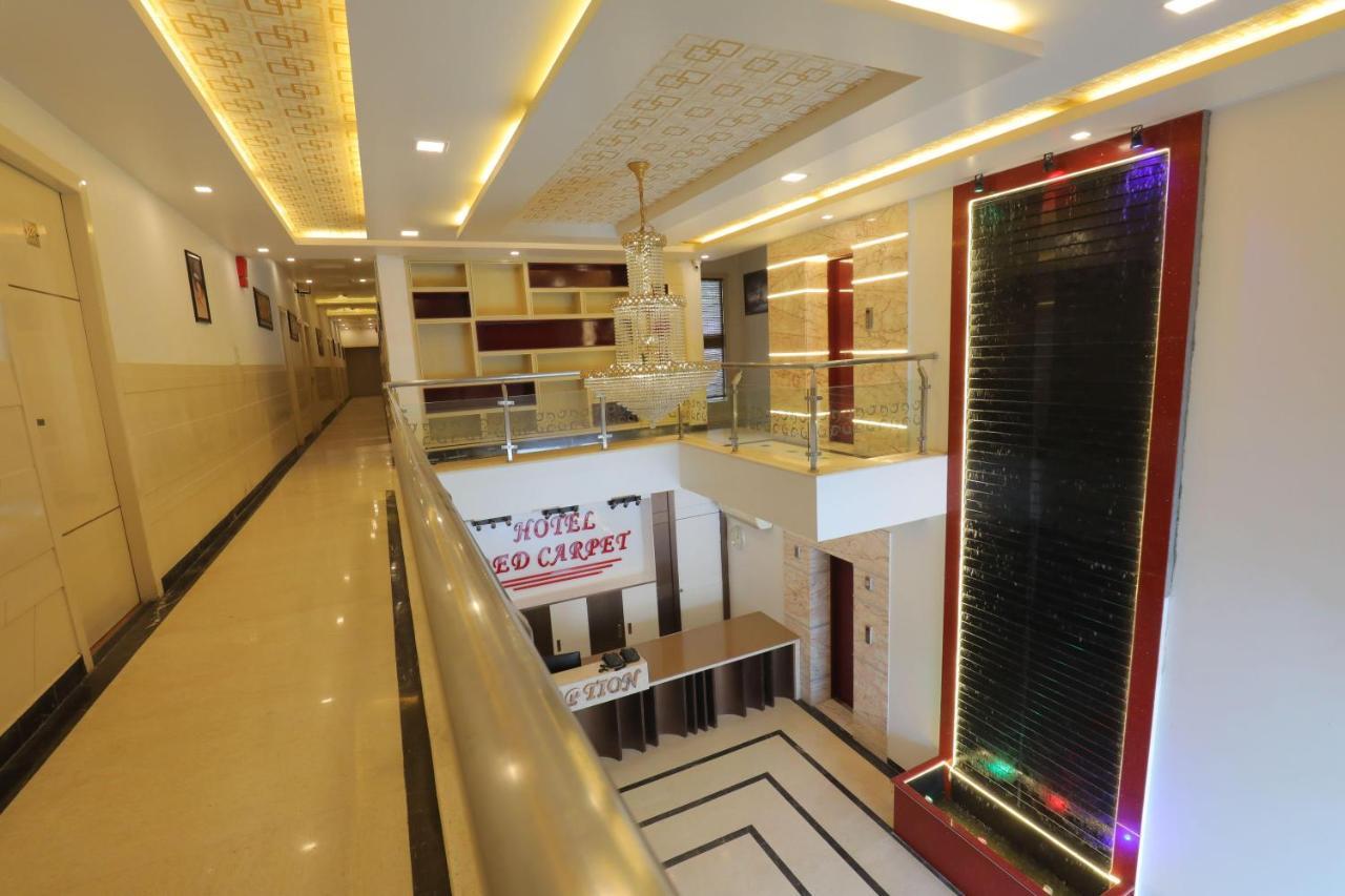 Hotel Sahib'S Red Carpet - Family & Corporate Hotel Chain Agra  Εξωτερικό φωτογραφία